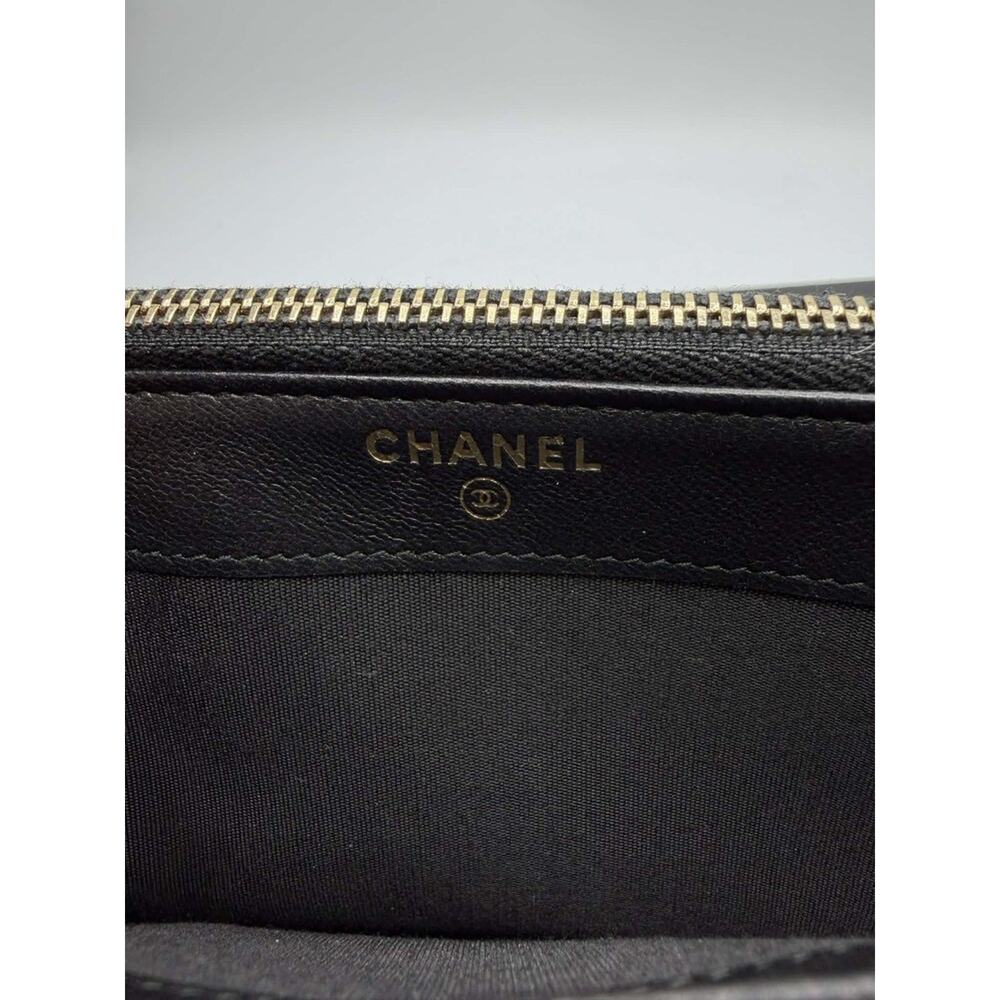 Chanel Quilted Pearl Double Zip Clutch W/ Chain SPB-MS 363036 - Picture 9 of 15